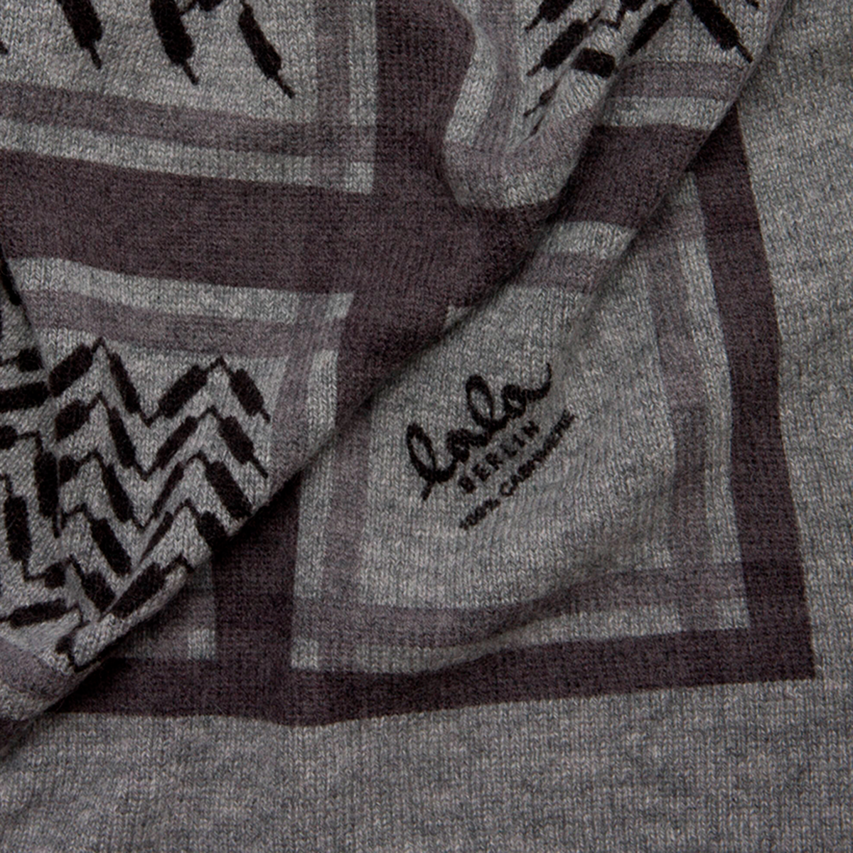 Lala Berlin tørklæde - Triangle Trinity Classic M city/middlegrey melange