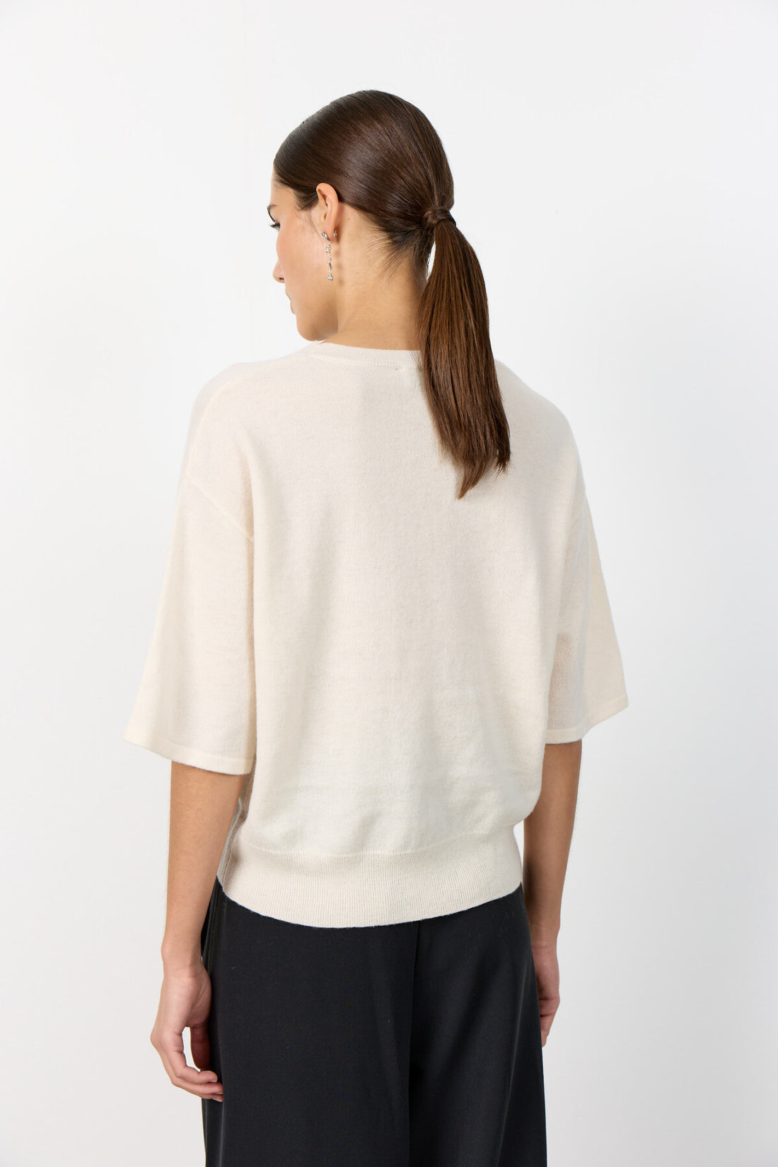 Leveté Room - LR-Ismaila 23 T-shirt - Creme