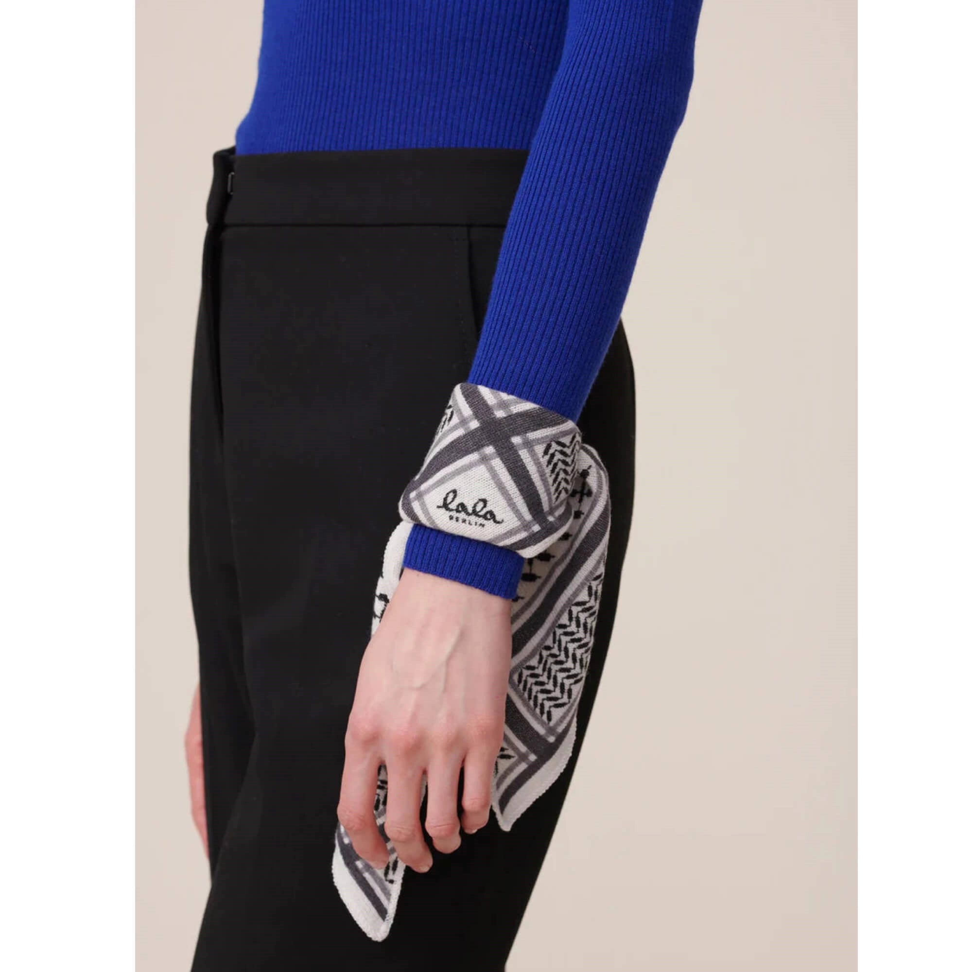 Lala Berlin - Triangle Trinity Classic XS - cashmere - Alabastro off white